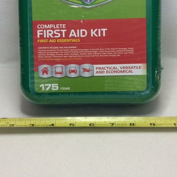 FINAL SALE PRICE Curad Complete 175 Piece Travel First Aid Kit - Picture 7 of 7